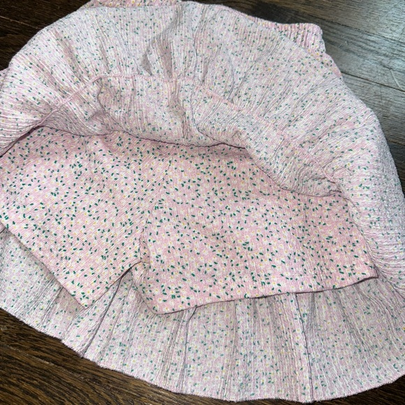 ZARA dainty and petit floral skirt - skort, shorts underneath attached - Picture 4 of 5